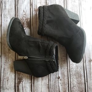 Etc. Black Thick Heel Ankle Boots